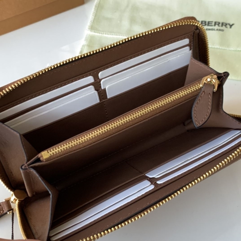 Bv*b*rry wallets